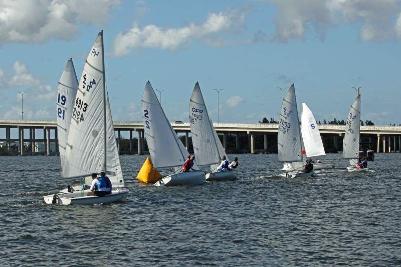 420 race, multiple teams on the water