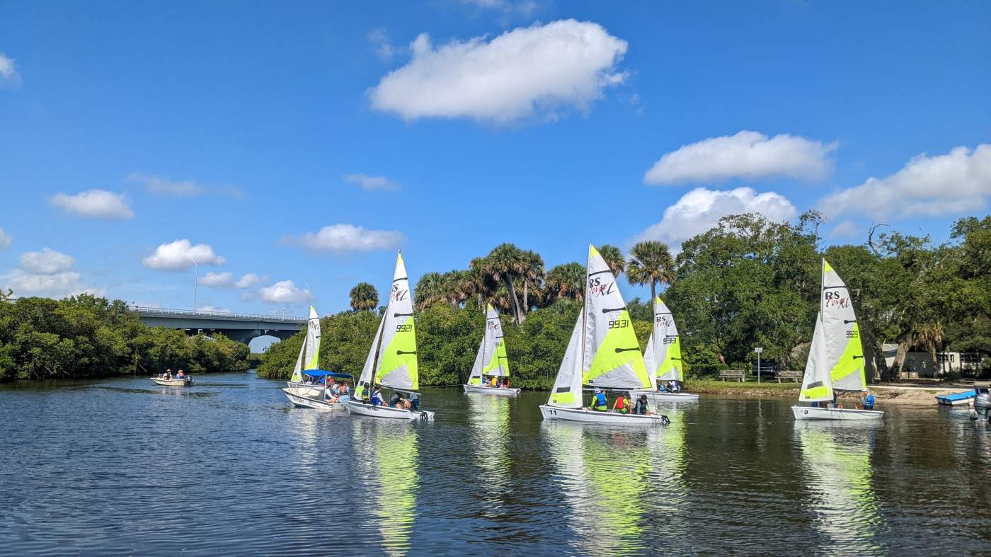 A group of sailboats in the lagoon