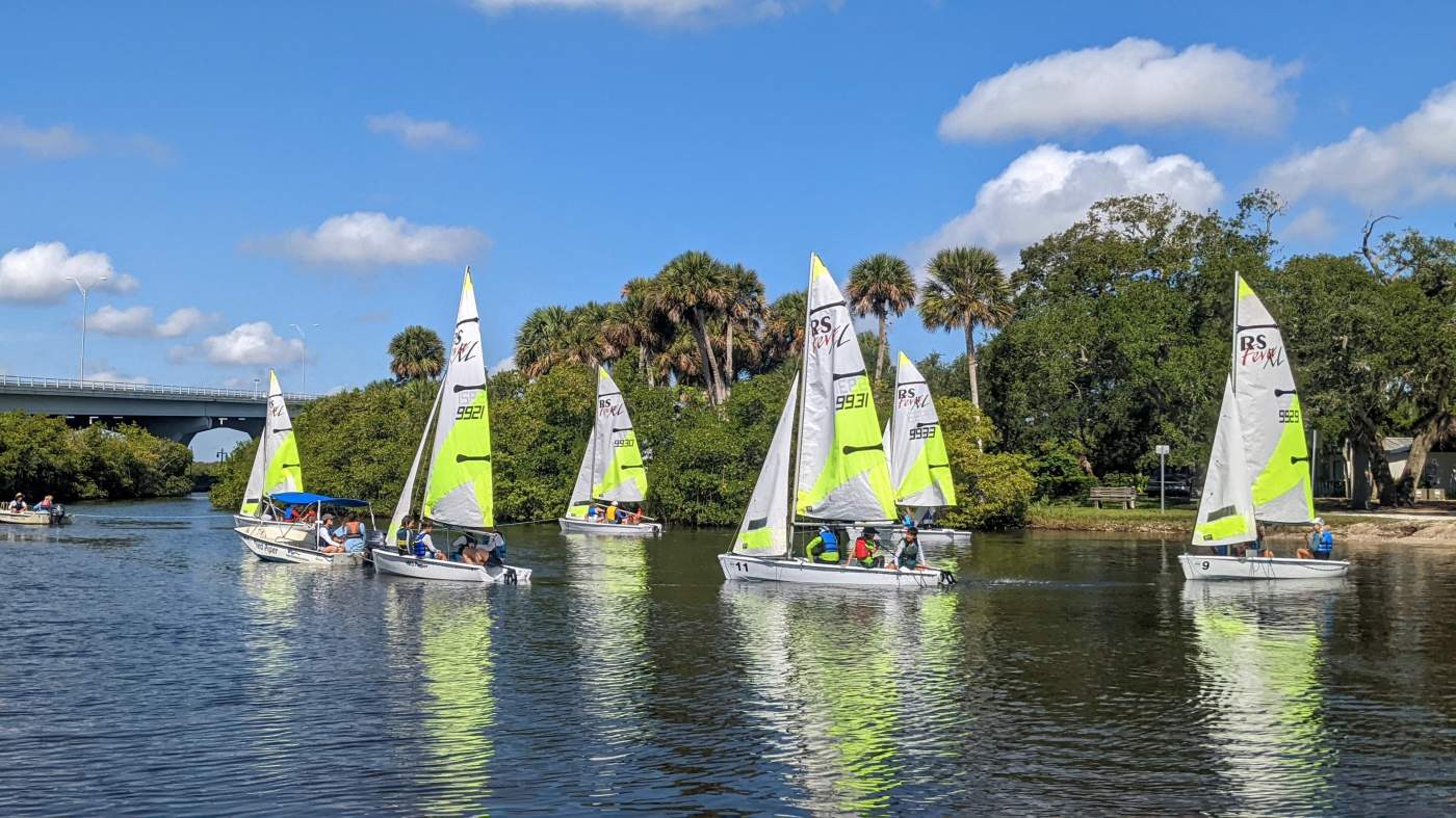A group of sailboats in the lagoon