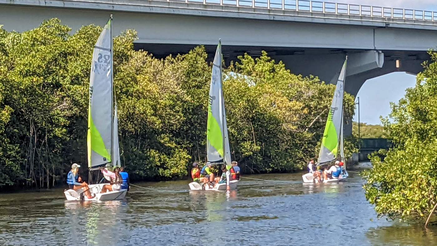 A group of sailboats in the lagoon