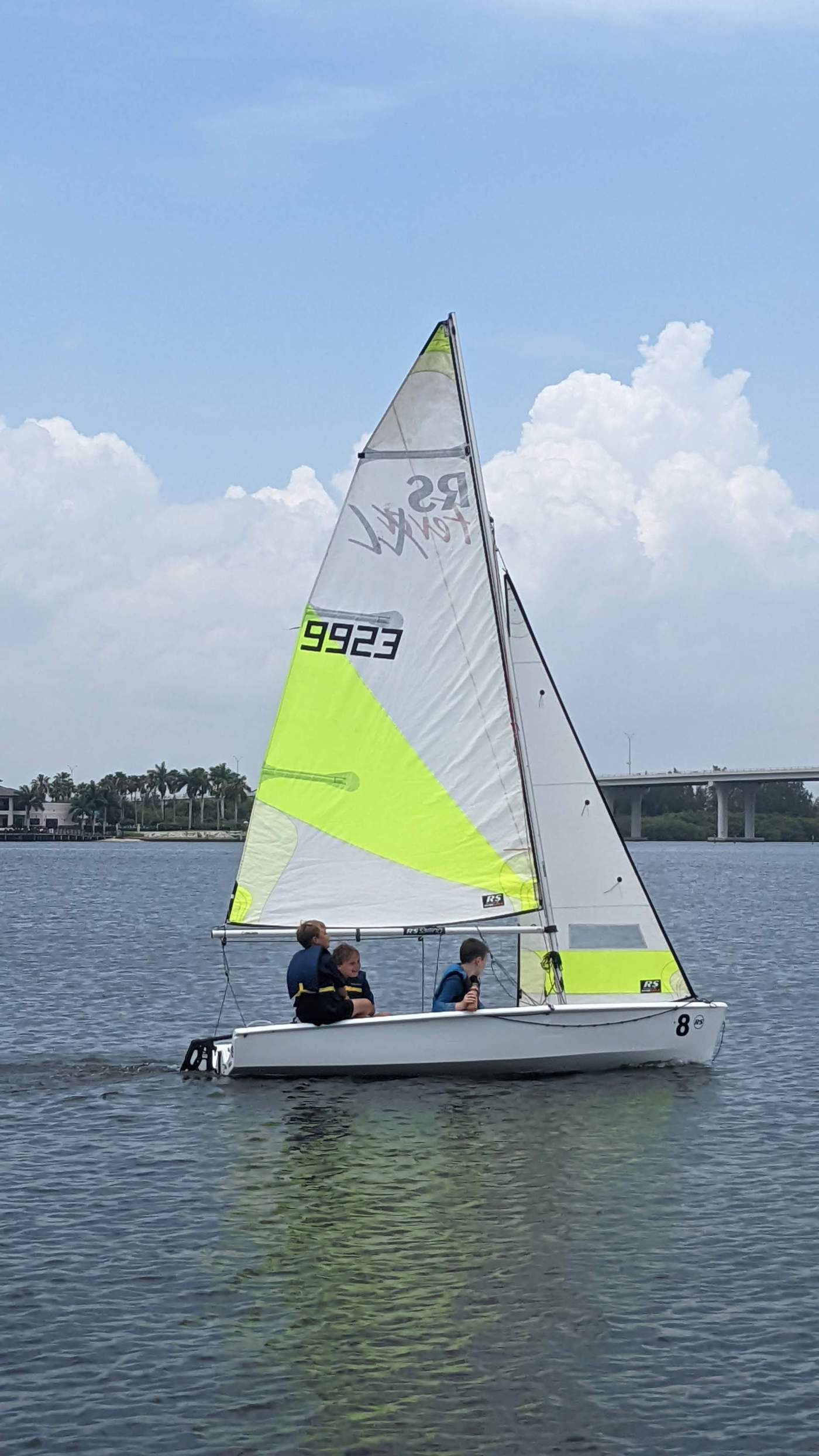 A sailboat on the lagoon