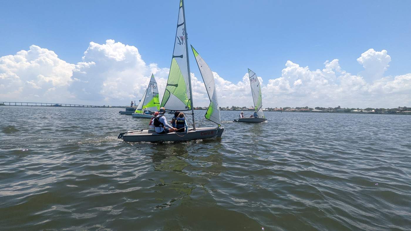 Sailboats on the lagoon