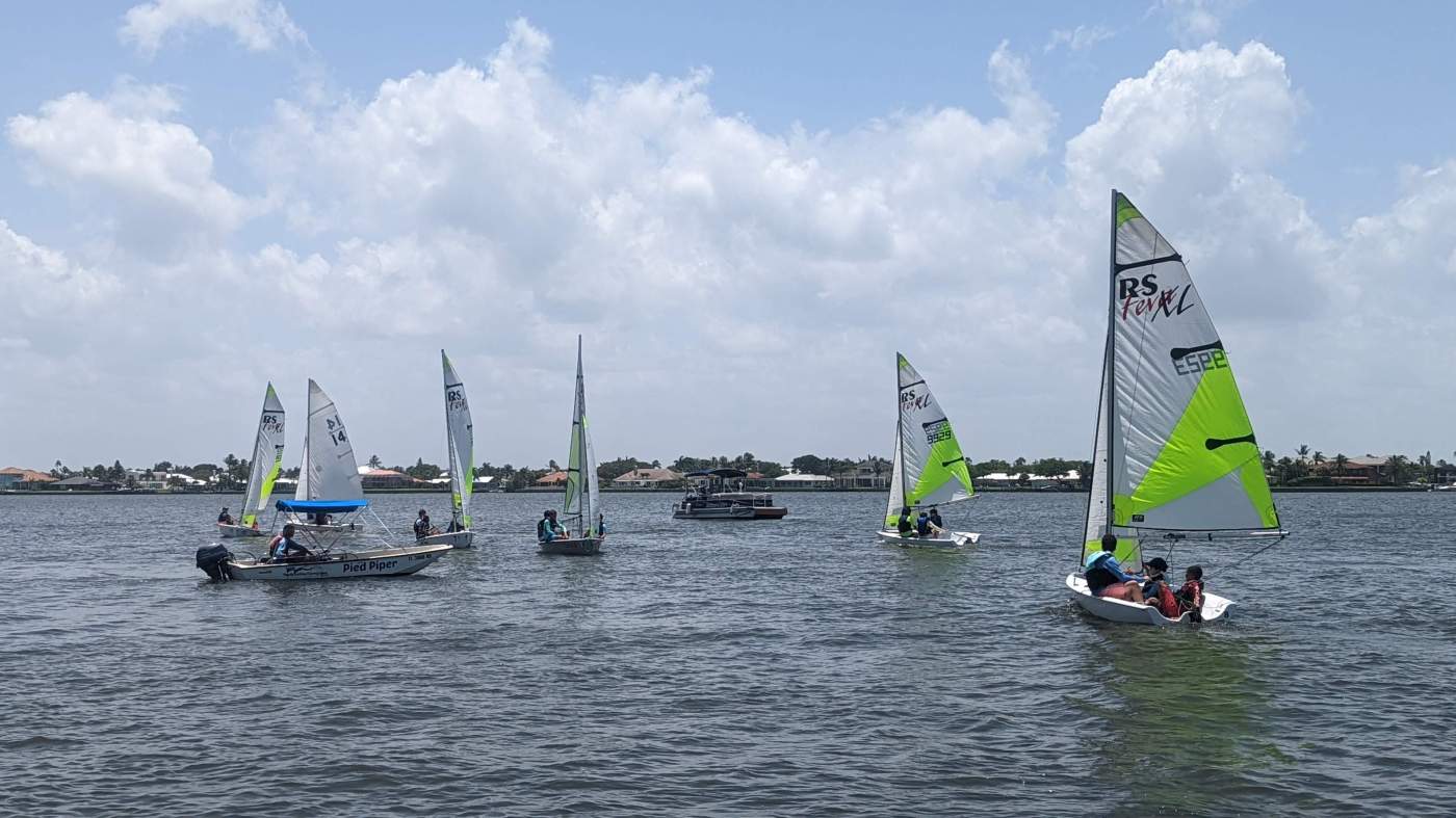 Sailboats sailing in the lagoon